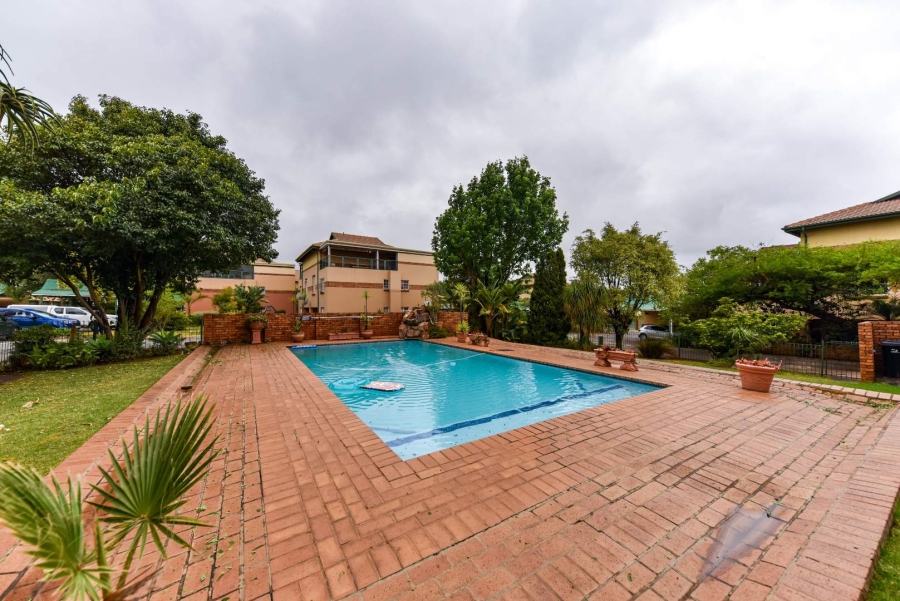 2 Bedroom Property for Sale in Elardus Park Gauteng