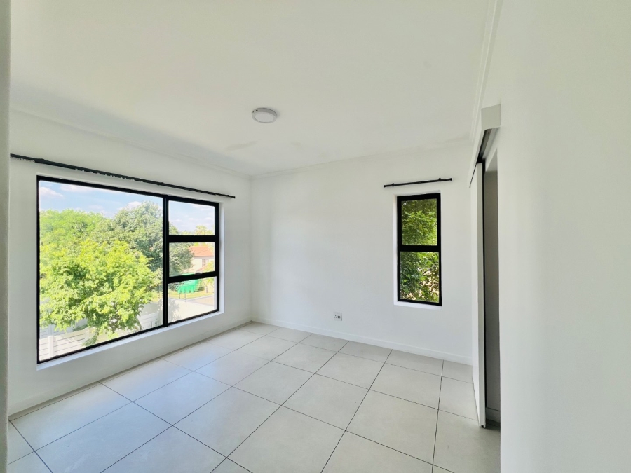 2 Bedroom Property for Sale in Beverley Gauteng