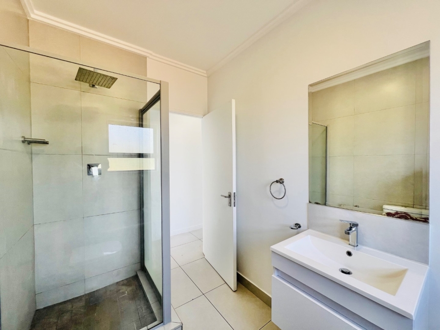 2 Bedroom Property for Sale in Beverley Gauteng