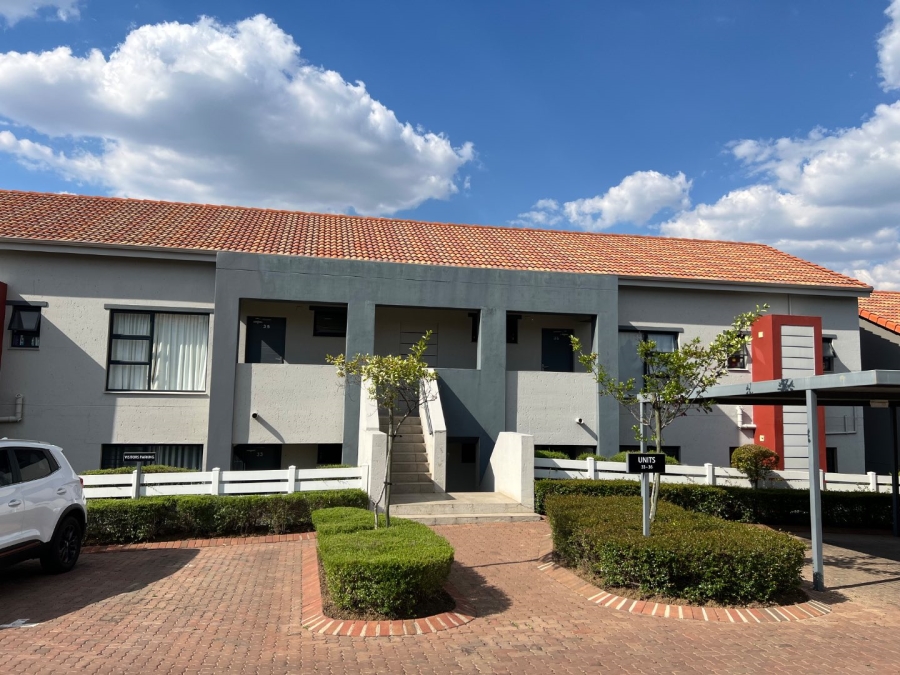 2 Bedroom Property for Sale in Beverley Gauteng