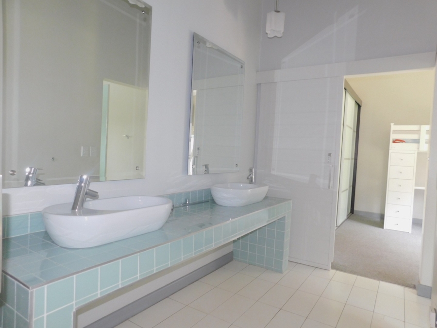5 Bedroom Property for Sale in Bryanston Gauteng