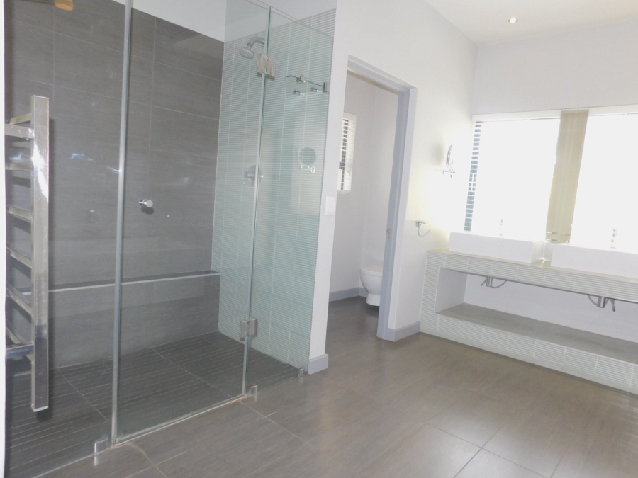 5 Bedroom Property for Sale in Bryanston Gauteng