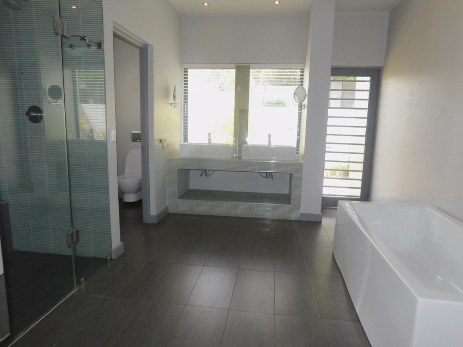 5 Bedroom Property for Sale in Bryanston Gauteng