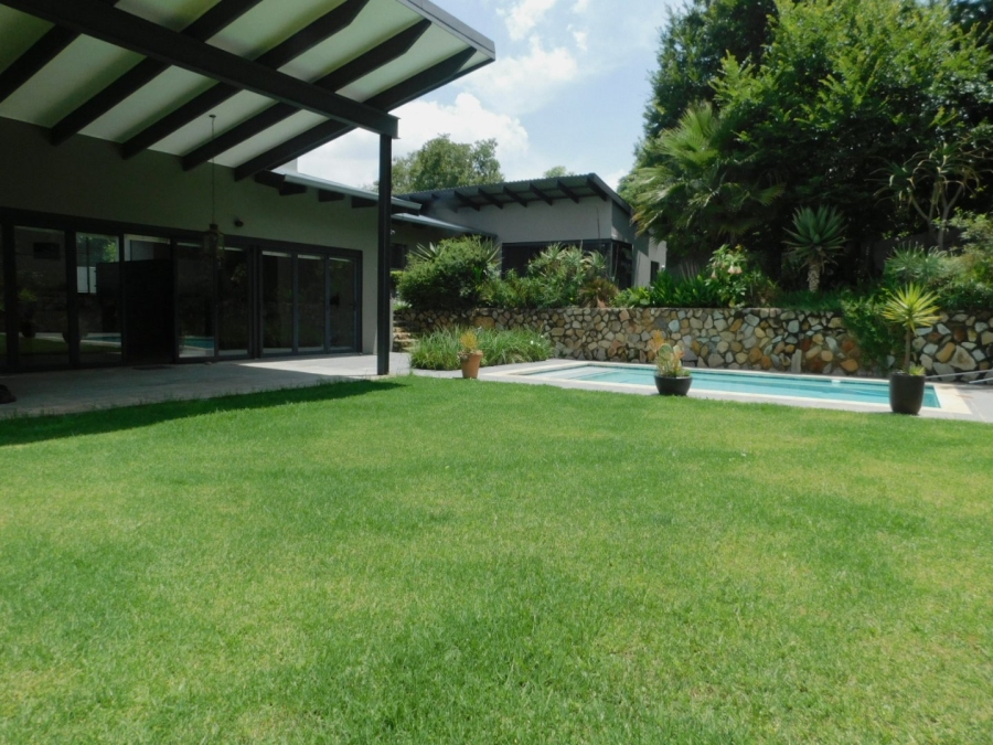 5 Bedroom Property for Sale in Bryanston Gauteng
