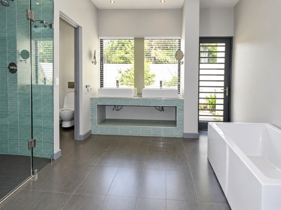 5 Bedroom Property for Sale in Bryanston Gauteng