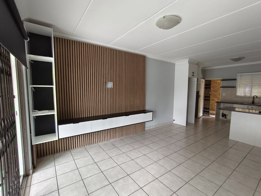 To Let 3 Bedroom Property for Rent in North Riding Gauteng