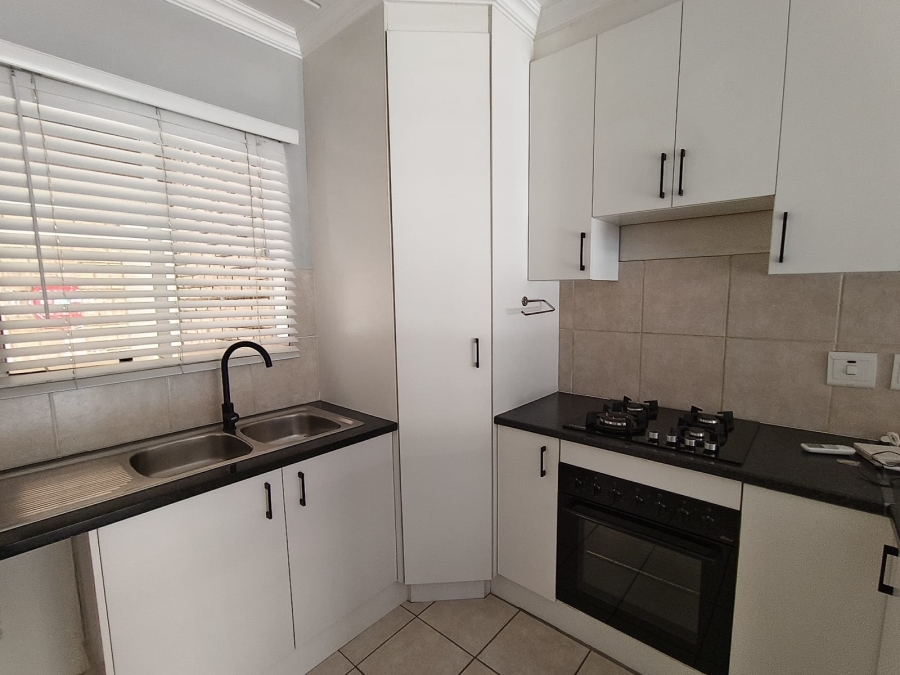 To Let 3 Bedroom Property for Rent in North Riding Gauteng