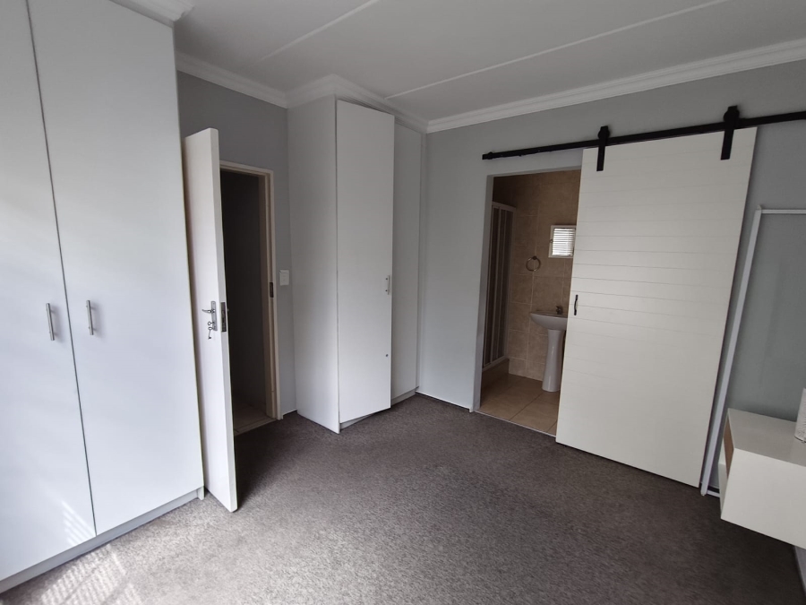 To Let 3 Bedroom Property for Rent in North Riding Gauteng