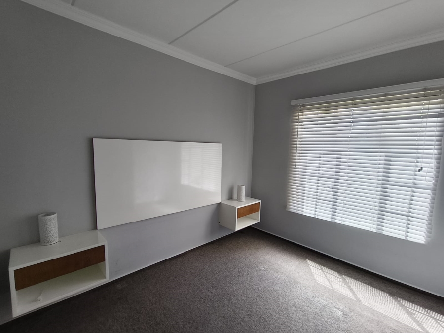 To Let 3 Bedroom Property for Rent in North Riding Gauteng