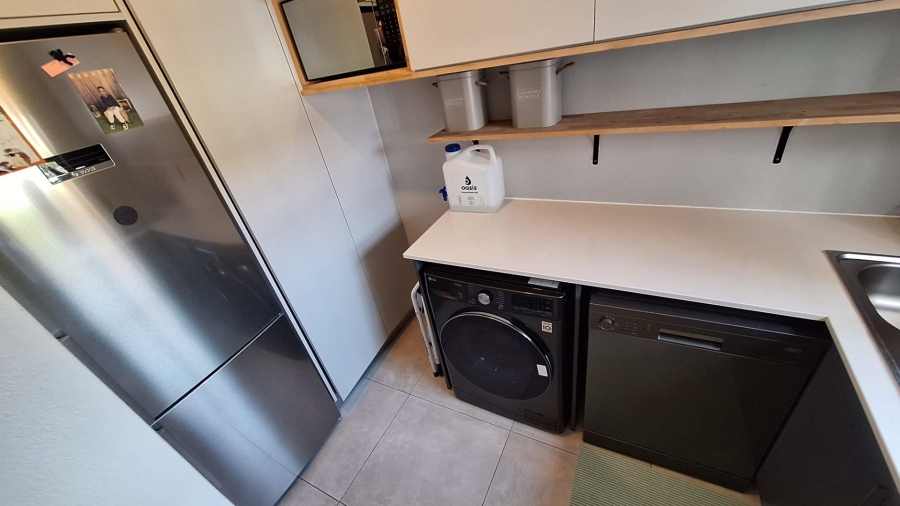 To Let 3 Bedroom Property for Rent in Ferndale Gauteng