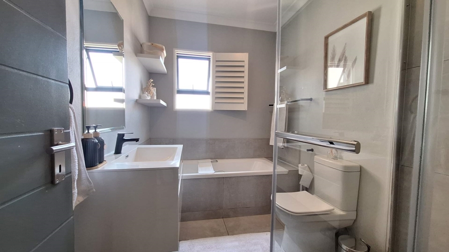 To Let 3 Bedroom Property for Rent in Ferndale Gauteng