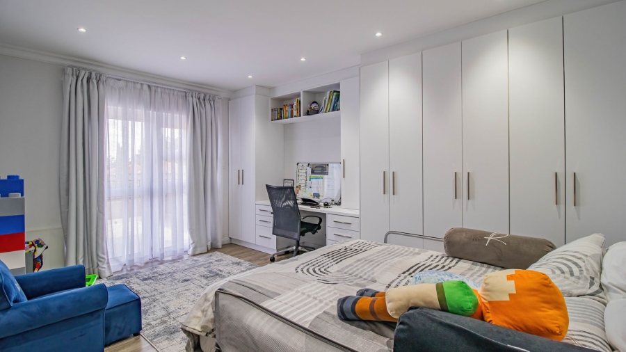 To Let 4 Bedroom Property for Rent in Craigavon Gauteng