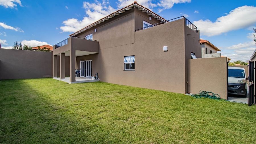 To Let 4 Bedroom Property for Rent in Craigavon Gauteng
