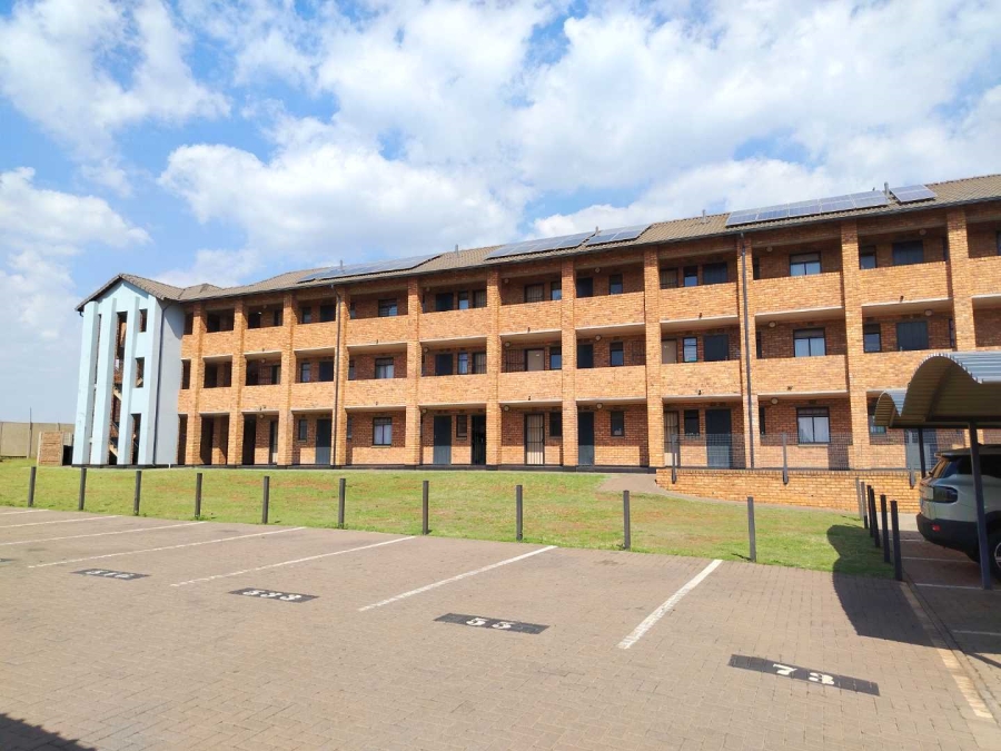 2 Bedroom Property for Sale in Sky City Gauteng