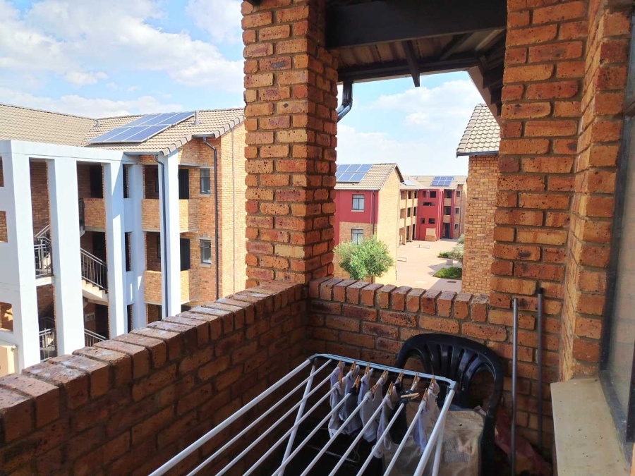 2 Bedroom Property for Sale in Sky City Gauteng