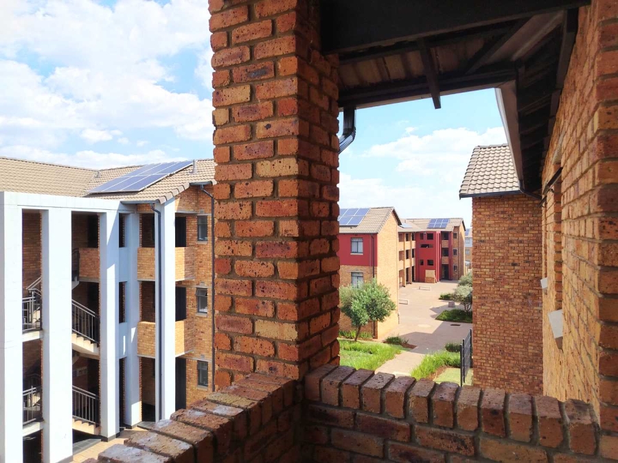 2 Bedroom Property for Sale in Sky City Gauteng
