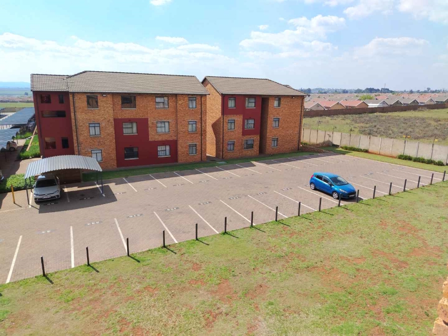 2 Bedroom Property for Sale in Sky City Gauteng