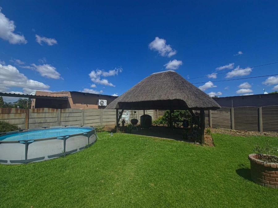3 Bedroom Property for Sale in Florentia Gauteng