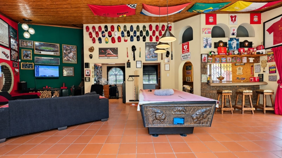 4 Bedroom Property for Sale in Golf View Gauteng