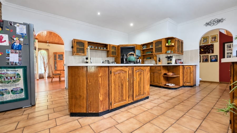 4 Bedroom Property for Sale in Golf View Gauteng