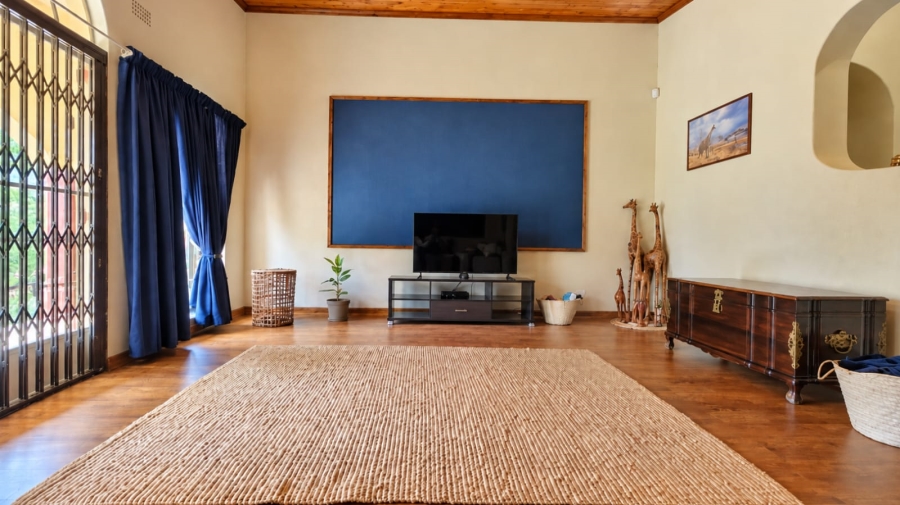 4 Bedroom Property for Sale in Golf View Gauteng