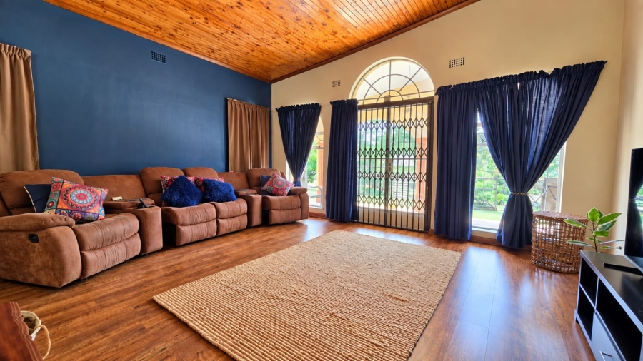 4 Bedroom Property for Sale in Golf View Gauteng