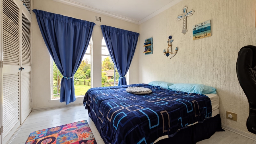 4 Bedroom Property for Sale in Golf View Gauteng