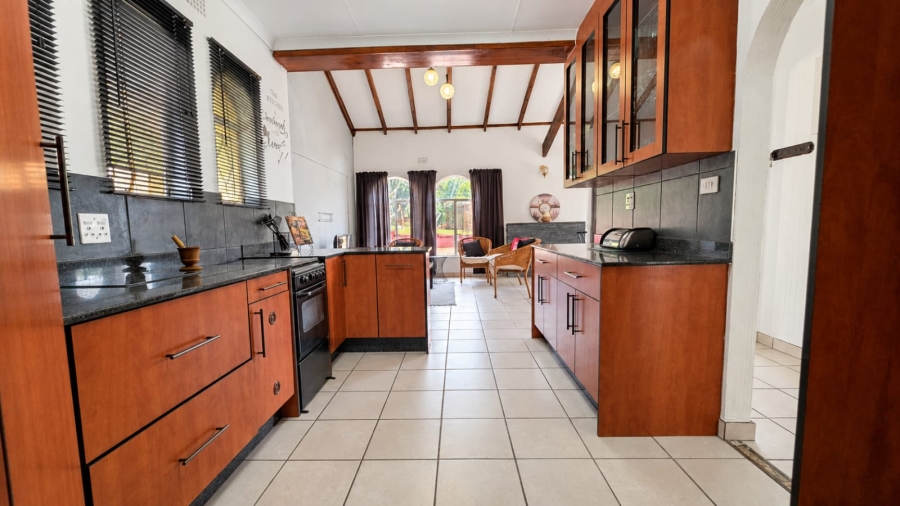 4 Bedroom Property for Sale in Golf View Gauteng