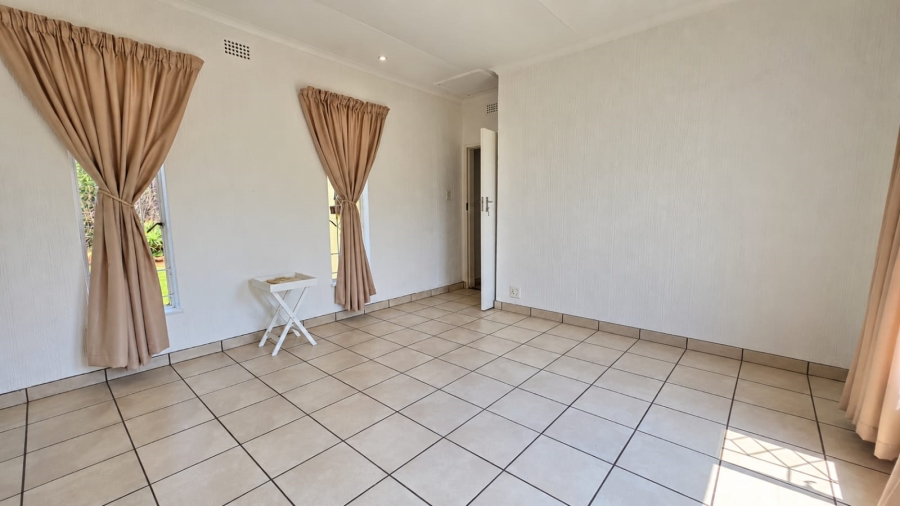 4 Bedroom Property for Sale in Golf View Gauteng