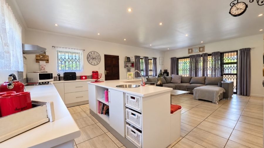 4 Bedroom Property for Sale in Golf View Gauteng