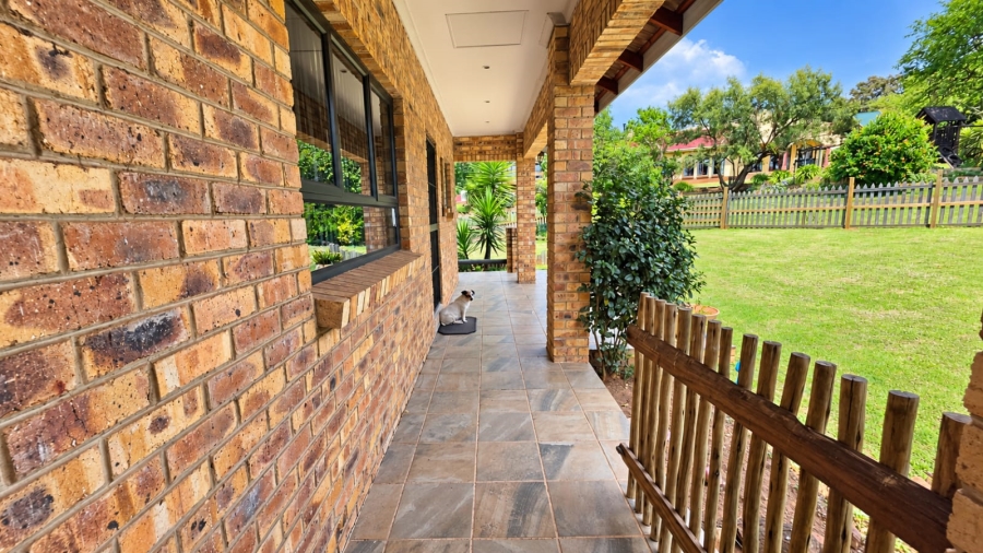 4 Bedroom Property for Sale in Golf View Gauteng