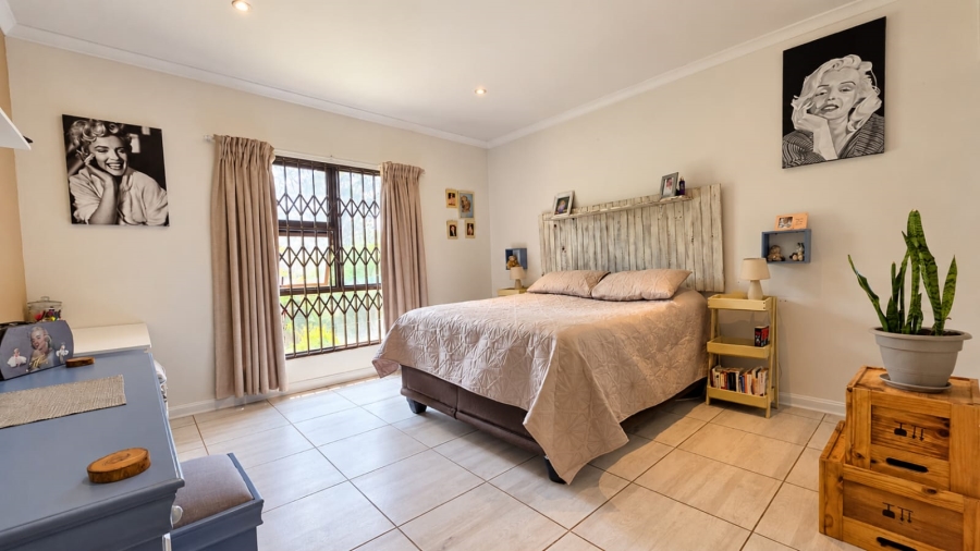 4 Bedroom Property for Sale in Golf View Gauteng