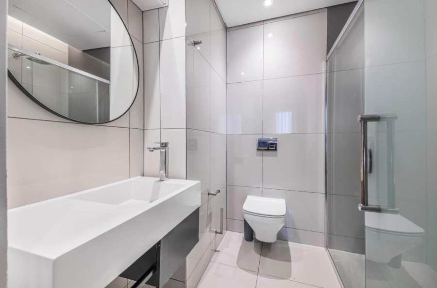 To Let 1 Bedroom Property for Rent in Sandown Gauteng