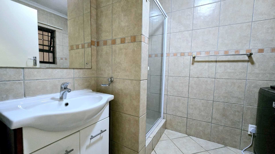 1 Bedroom Property for Sale in Tyger Valley Gauteng