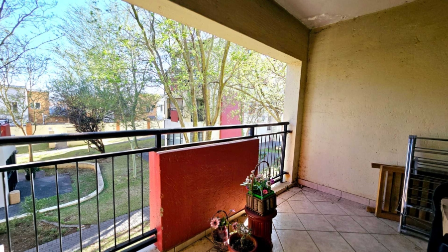 1 Bedroom Property for Sale in Tyger Valley Gauteng