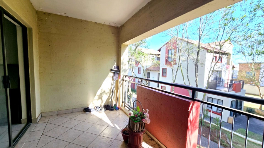 1 Bedroom Property for Sale in Tyger Valley Gauteng