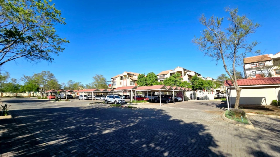 1 Bedroom Property for Sale in Tyger Valley Gauteng