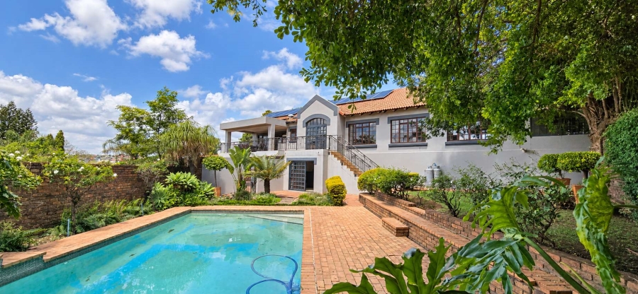 5 Bedroom Property for Sale in Waterkloof Ridge Gauteng