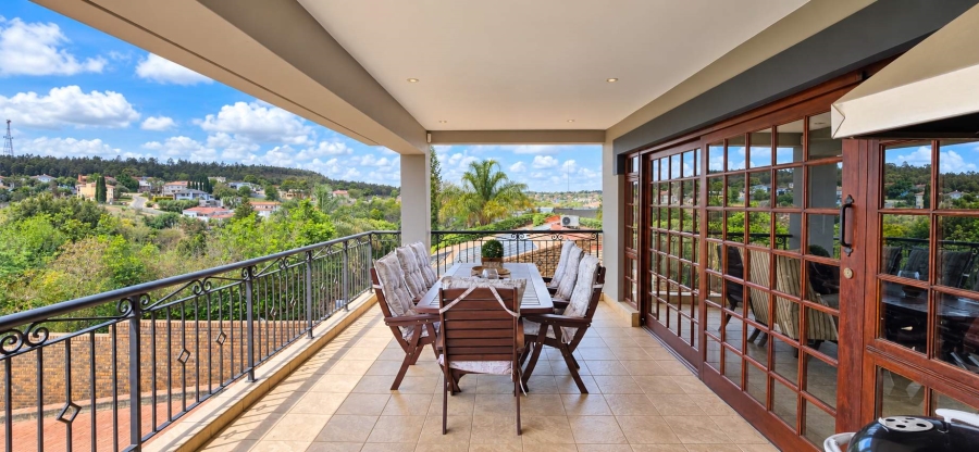 5 Bedroom Property for Sale in Waterkloof Ridge Gauteng