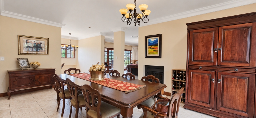 5 Bedroom Property for Sale in Waterkloof Ridge Gauteng