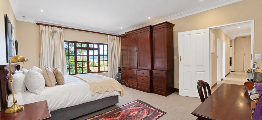 5 Bedroom Property for Sale in Waterkloof Ridge Gauteng