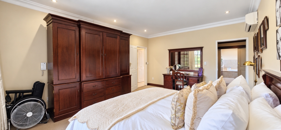 5 Bedroom Property for Sale in Waterkloof Ridge Gauteng