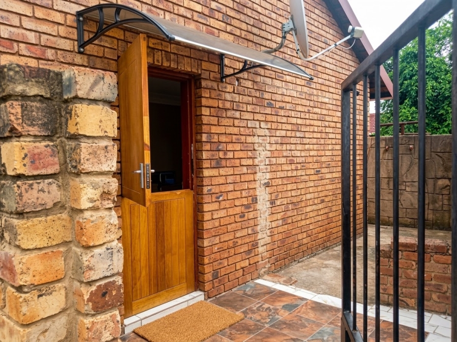 3 Bedroom Property for Sale in Hesteapark Gauteng