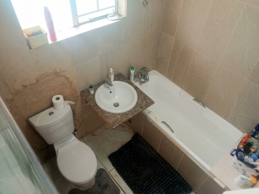 3 Bedroom Property for Sale in Hesteapark Gauteng