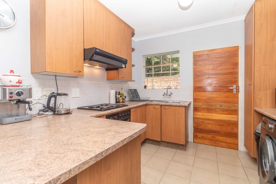 2 Bedroom Property for Sale in Allens Nek Gauteng