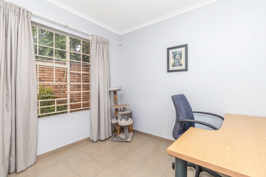 2 Bedroom Property for Sale in Allens Nek Gauteng
