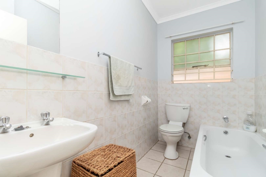 2 Bedroom Property for Sale in Allens Nek Gauteng