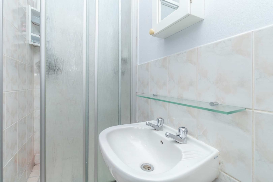 2 Bedroom Property for Sale in Allens Nek Gauteng