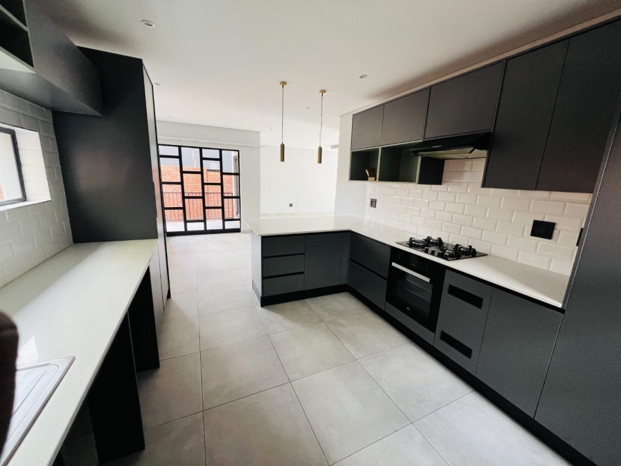 To Let 3 Bedroom Property for Rent in Edenburg Gauteng