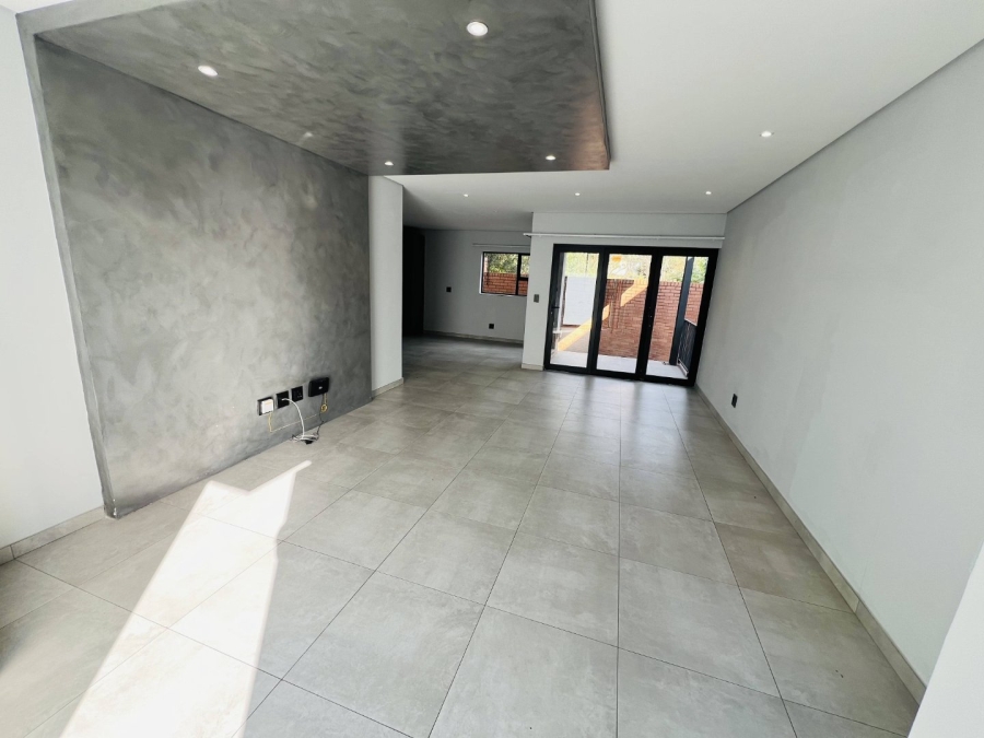 To Let 3 Bedroom Property for Rent in Edenburg Gauteng